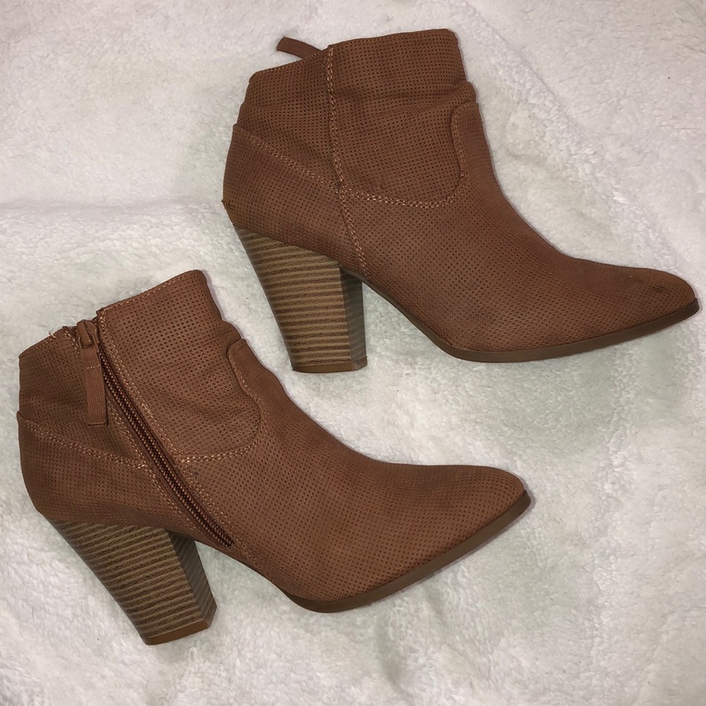 Nine West Violeta Light Brown Bootie Sz 8